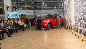 Nissan comenzó a producir en México la nueva Frontier que llegará a Argentina este invierno: impacto industrial y dudas por el arancel del 35%